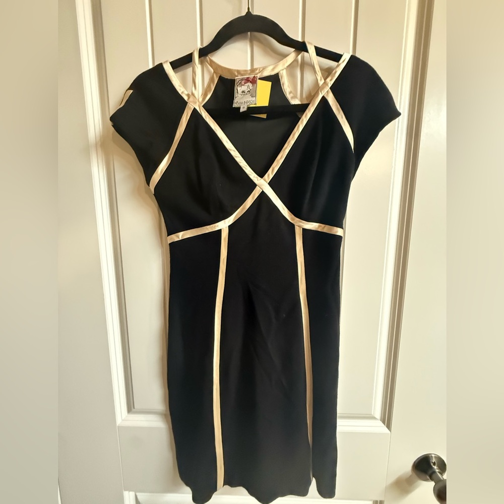 Yoana Baraschi Black and Gold Sheath Mini Dress V-Neck Cap Sleeve